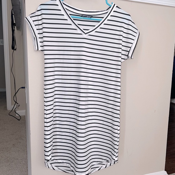 Women’s t-shirt mini dress - Picture 5 of 5
